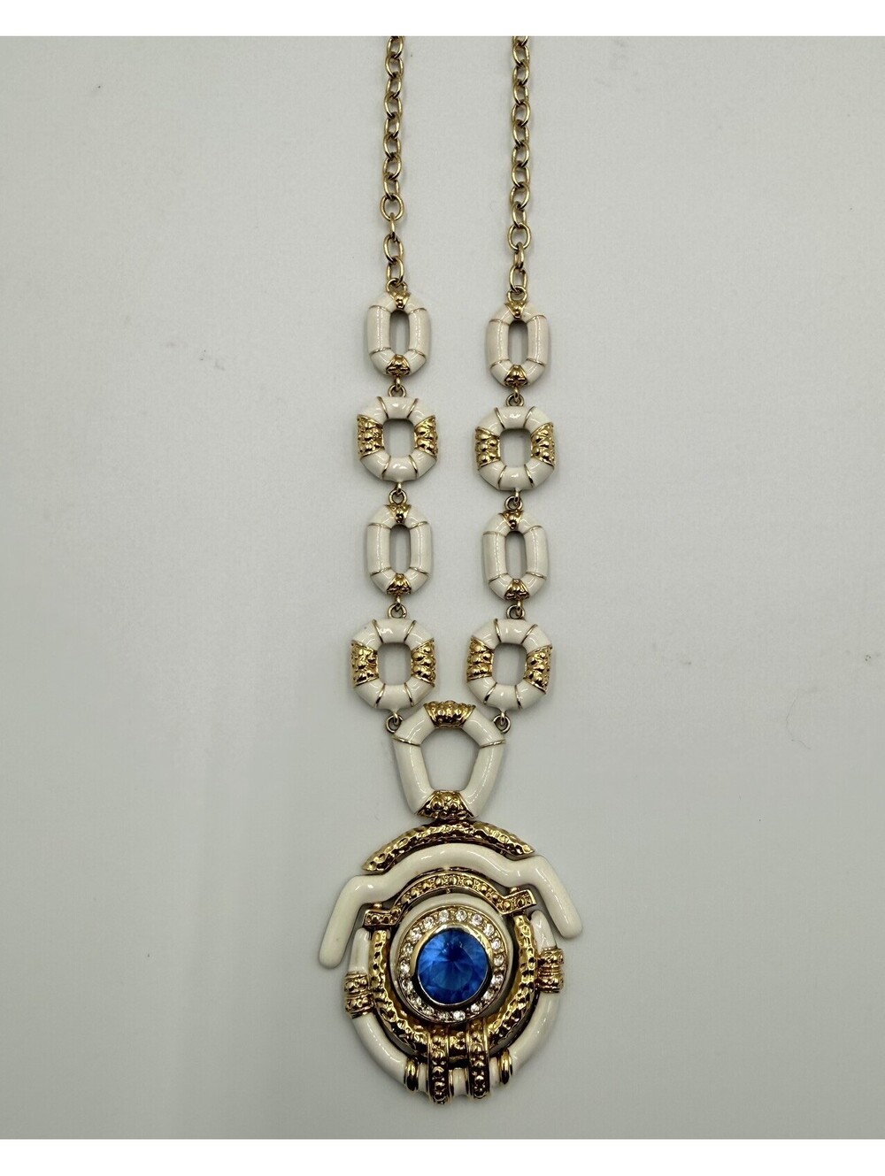 VTG JBK Camrose & Kross Jackie Kennedy Enamel Necklace Gold White